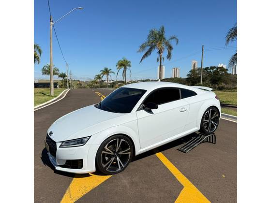 AUDI TT 2.0 TFSI COUPÉ AMBITION 2P GASOLINA S-TRONIC AUDI TT 2.0 TFSI COUPÉ AMBITION 2P GASOLINA S-TRONIC